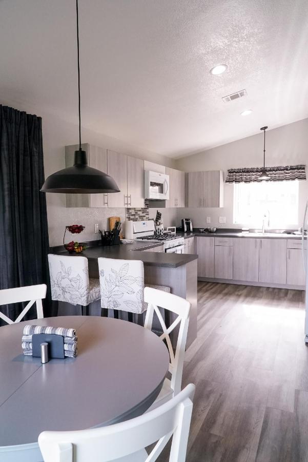 The Villas At Emerald Desert Desert Palms Exteriör bild