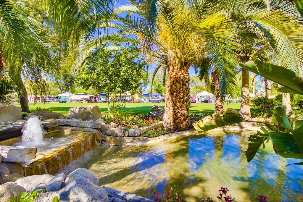 The Villas At Emerald Desert Desert Palms Exteriör bild